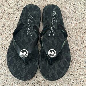 Michael Kors Jinx Logo Flip Flops